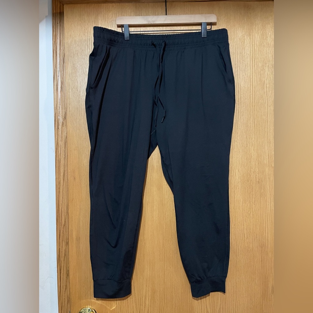 Women’s All in Motion Black Jogger Pants